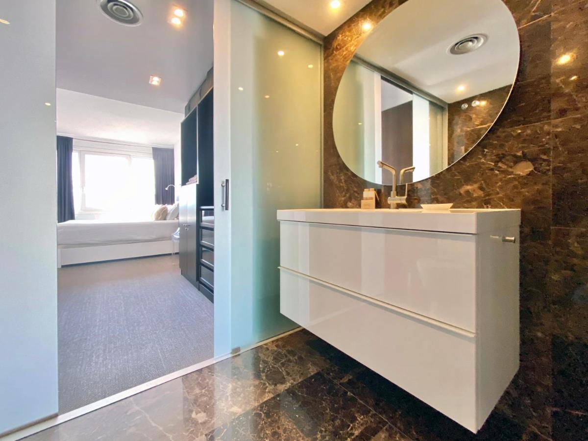 Appartamento Charming Eurobuilding Skyline Madrid Esterno foto